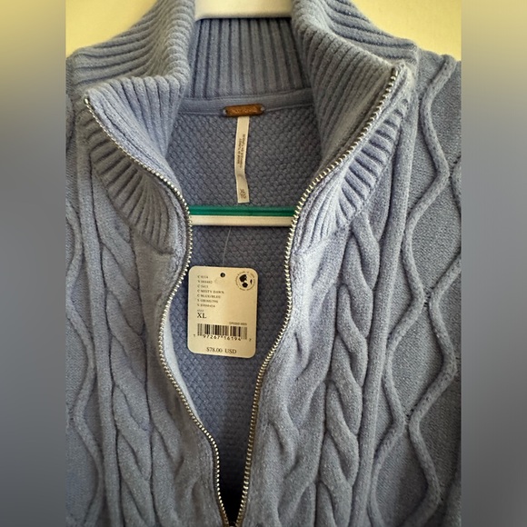 Free people Lizzy Half Zip Sweater Vest cableknit -periwinkle blue oversized fit - Picture 2 of 4